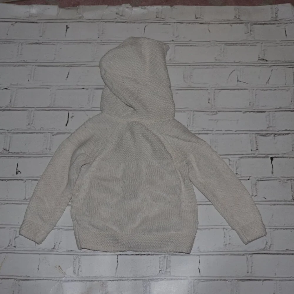 🤍🧶 Baby Gap Knit Hoodie – Size 5Y Toddler · Soft Texture · Neutral Layers 💬